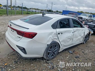 Trzecie zdjęcie samochodu z tyłu: 2021 KIA FORTE GT LINE VIN:3KPF34AD3ME304785 - miniatura