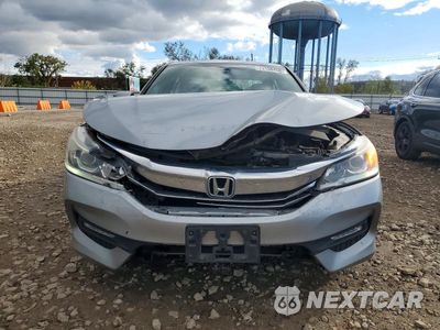 Piąte zdjęcie samochodu w środku: 2017 HONDA ACCORD SPORT SPECIAL EDITION VIN:1HGCR2F10HA174589 - miniatura