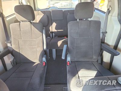 Zdjęcie 10 z 13 samochodu: 2013 DODGE GRAND CARAVAN SE VIN:2C4RDGBG7DR803849 - miniatura