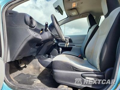 Zdjęcie 7 z 12 samochodu: 2014 TOYOTA PRIUS C ONE VIN:JTDKDTB32E1060708 - miniatura