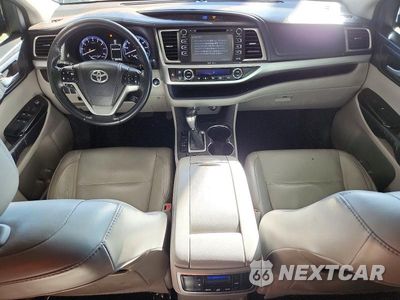Zdjęcie 8 z 13 samochodu: 2014 TOYOTA HIGHLANDER XLE VIN:5TDKKRFH9ES036066 - miniatura