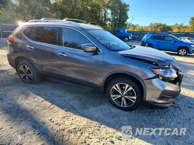 Czwarte zdjęcie samochodu z boku: 2020 NISSAN ROGUE SV VIN:JN8AT2MV1LW120733 - miniatura