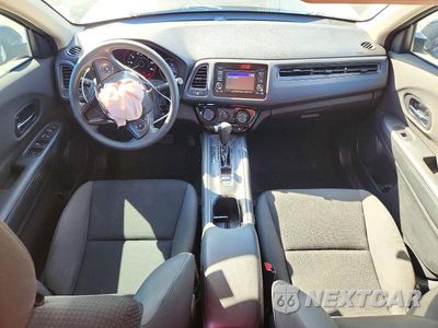 Zdjęcie 8 z 14 samochodu: 2020 HONDA HR-V LX VIN:3CZRU5H39LM705690 - miniatura