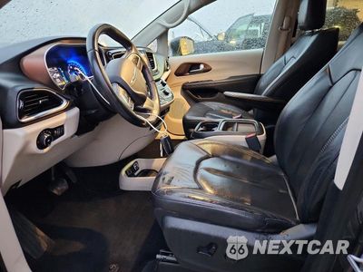 Zdjęcie 7 z 13 samochodu: 2017 CHRYSLER PACIFICA TOURING L VIN:2C4RC1BG6HR823726 - miniatura
