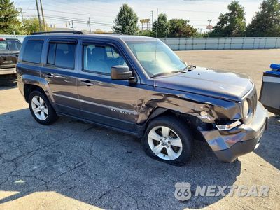 Czwarte zdjęcie samochodu z boku: 2014 JEEP PATRIOT LATITUDE VIN:1C4NJRFB9ED846126 - miniatura