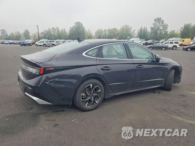 Trzecie zdjęcie samochodu z tyłu: 2025 HYUNDAI SONATA SEL VIN:KMHL64JA5SA470625 - miniatura