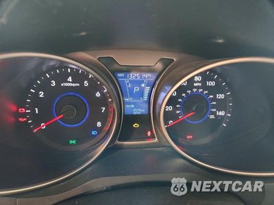 Zdjęcie 9 z 13 samochodu: 2013 HYUNDAI VELOSTER BASE VIN:KMHTC6AD8DU170707 - miniatura