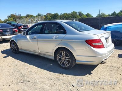 Drugie zdjęcie samochodu z przodu: 2014 MERCEDES-BENZ C 300 4MATIC VIN:WDDGF8AB4ER318269 - miniatura