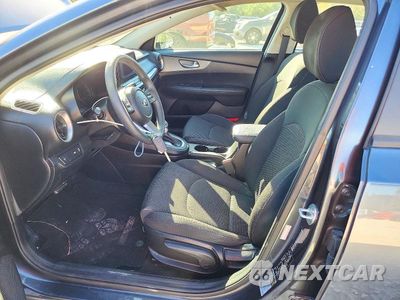 Zdjęcie 7 z 12 samochodu: 2020 KIA FORTE FE VIN:3KPF24AD5LE191245 - miniatura