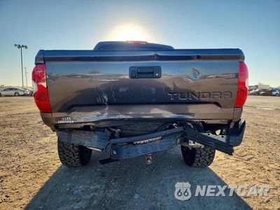 Zdjęcie 6 z 12 samochodu: 2018 TOYOTA TUNDRA CREWMAX SR5 VIN:5TFEM5F16JX129196 - miniatura