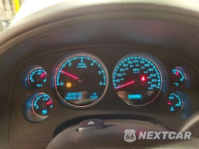 Zdjęcie 9 z 13 samochodu: 2013 CHEVROLET SUBURBAN K1500 LTZ VIN:1GNSKKE71DR211348 - miniatura