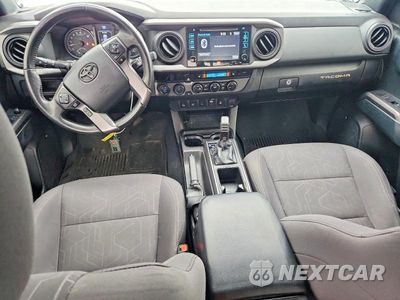 Zdjęcie 8 z 12 samochodu: 2016 TOYOTA TACOMA TRD OFF-ROAD VIN:3TMCZ5AN7GM027925 - miniatura