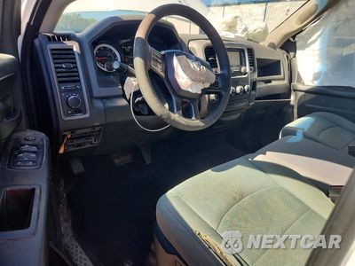 Zdjęcie 8 z 12 samochodu: 2019 RAM 1500 CLASSIC TRADESMAN VIN:1C6RR6FG4KS585863 - miniatura