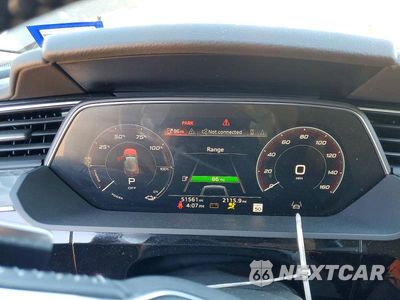 Zdjęcie 9 z 12 samochodu: 2021 AUDI E-TRON PREMIUM PLUS VIN:WA1LAAGE6MB028990 - miniatura