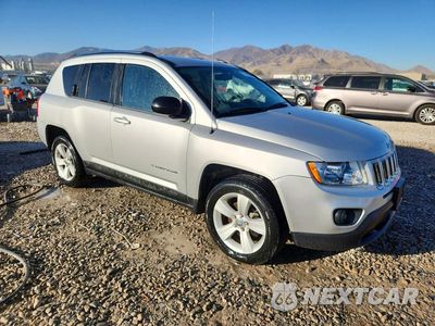 Czwarte zdjęcie samochodu z boku: 2011 JEEP COMPASS SPORT VIN:1J4NF1FB1BD141782 - miniatura