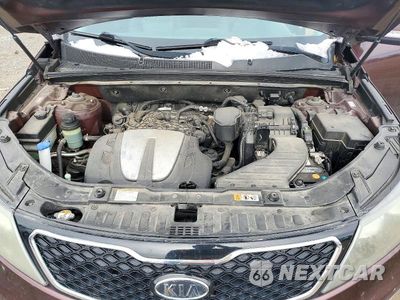 Zdjęcie 12 z 14 samochodu: 2013 KIA SORENTO SX VIN:5XYKWDA29DG390529 - miniatura