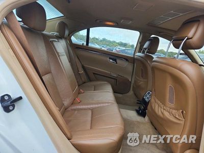 Zdjęcie 10 z 12 samochodu: 2009 MERCEDES-BENZ S 550 VIN:WDDNG71X69A260535 - miniatura