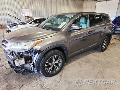 2019 TOYOTA HIGHLANDER LE PLUS 5TDBZRFH7KS922457 - główne zdjęcie licytacji z USA - miniatura