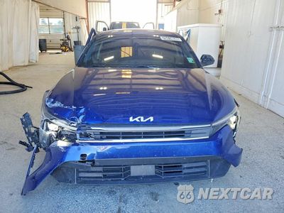 Piąte zdjęcie samochodu w środku: 2025 KIA K4 LXS VIN:3KPFT4DE4SE237485 - miniatura