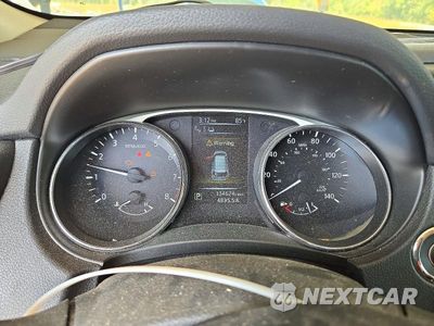 Zdjęcie 9 z 13 samochodu: 2015 NISSAN ROGUE SL VIN:5N1AT2MVXFC903983 - miniatura