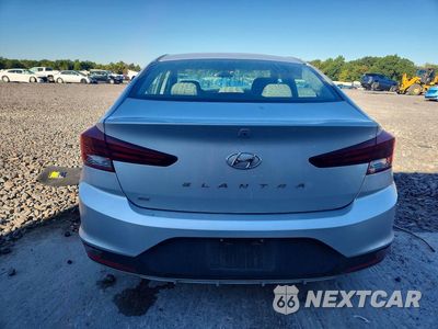 Zdjęcie 6 z 12 samochodu: 2019 HYUNDAI ELANTRA SE VIN:5NPD74LF4KH490808 - miniatura