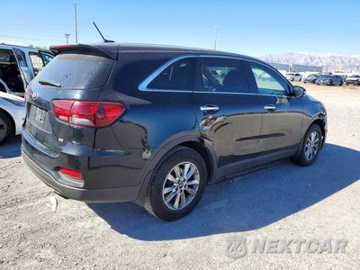 Trzecie zdjęcie samochodu z tyłu: 2020 KIA SORENTO LX VIN:5XYPG4A3XLG688923 - miniatura