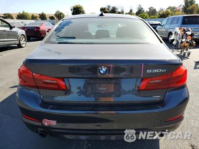 Zdjęcie 6 z 13 samochodu: 2018 BMW 530E VIN:WBAJA9C59JB033286 - miniatura
