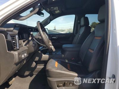 Zdjęcie 7 z 13 samochodu: 2023 GMC SIERRA K1500 AT4 VIN:1GTUUEE80PZ111428 - miniatura