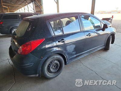 Trzecie zdjęcie samochodu z tyłu: 2007 NISSAN VERSA 1.8 S VIN:3N1BC13E67L429057 - miniatura