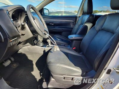 Zdjęcie 7 z 13 samochodu: 2020 MITSUBISHI OUTLANDER SE VIN:JA4AZ3A37LZ029610 - miniatura