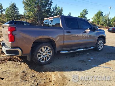 Trzecie zdjęcie samochodu z tyłu: 2019 CHEVROLET SILVERADO K1500 LT VIN:3GCUYDED5KG249678 - miniatura