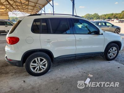 Trzecie zdjęcie samochodu z tyłu: 2016 VOLKSWAGEN TIGUAN S VIN:WVGBV7AX7GW019193 - miniatura