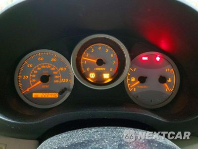 Zdjęcie 9 z 13 samochodu: 2005 TOYOTA RAV4 BASE VIN:JTEHD20VX50064421 - miniatura