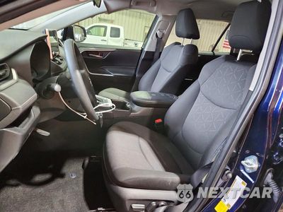 Zdjęcie 7 z 14 samochodu: 2025 TOYOTA RAV4 HYBRID XLE VIN:JTMRWRFV7SJ074428 - miniatura