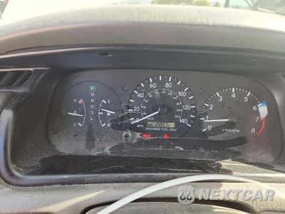 Zdjęcie 9 z 12 samochodu: 1999 TOYOTA CAMRY LE VIN:JT2BG22K0X0365313 - miniatura