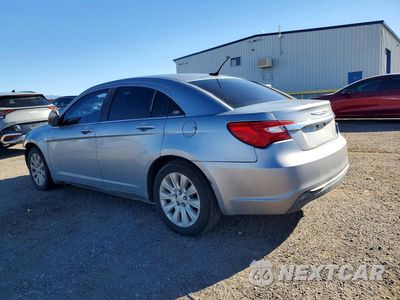 Drugie zdjęcie samochodu z przodu: 2013 CHRYSLER 200 LX VIN:1C3CCBAB3DN647313 - miniatura