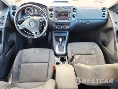 Zdjęcie 8 z 13 samochodu: 2015 VOLKSWAGEN TIGUAN S VIN:WVGBV7AX7FW615483 - miniatura