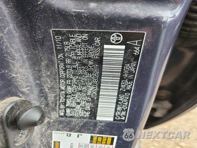Zdjęcie 12 z 12 samochodu: 2011 TOYOTA PRIUS FOUR VIN:JTDKN3DU4B0252619 - miniatura