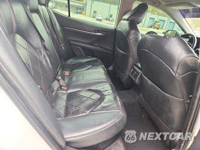 Zdjęcie 10 z 13 samochodu: 2019 TOYOTA CAMRY HYBRID SE VIN:4T1B21HK3KU518156 - miniatura