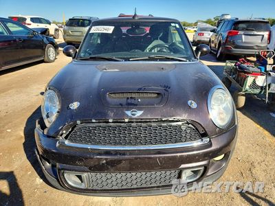 Piąte zdjęcie samochodu w środku: 2013 MINI COOPER S VIN:WMWZP3C51DT551003 - miniatura