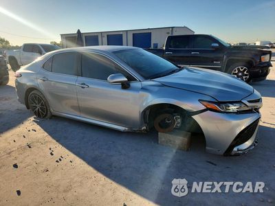 Czwarte zdjęcie samochodu z boku: 2024 TOYOTA CAMRY SE VIN:4T1G11AK0RU228955 - miniatura