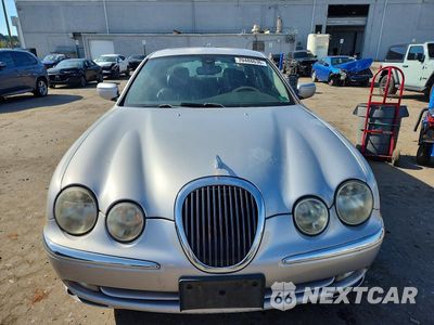Piąte zdjęcie samochodu w środku: 2002 JAGUAR S-TYPE VIN:SAJDA01N72FM28447 - miniatura