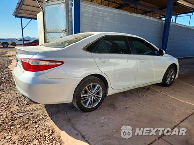 Trzecie zdjęcie samochodu z tyłu: 2016 TOYOTA CAMRY SE VIN:4T1BF1FK2GU165018 - miniatura