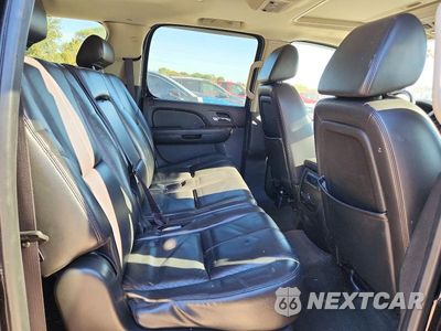 Zdjęcie 11 z 13 samochodu: 2008 CHEVROLET SUBURBAN K1500 LS VIN:3GNFK16368G136160 - miniatura