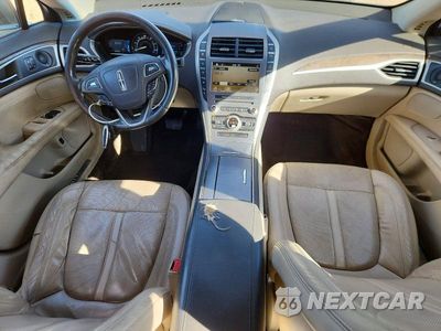 Zdjęcie 8 z 13 samochodu: 2017 LINCOLN MKZ HYBRID RESERVE VIN:3LN6L5MU9HR643241 - miniatura
