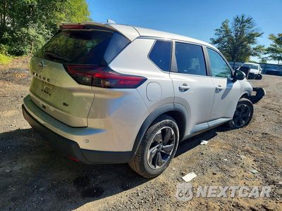 Trzecie zdjęcie samochodu z tyłu: 2024 NISSAN ROGUE SV VIN:5N1BT3BA3RC696822 - miniatura