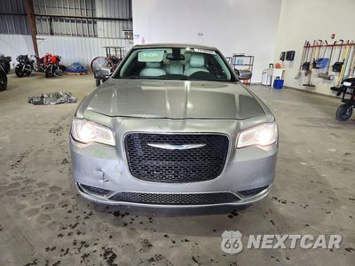 Piąte zdjęcie samochodu w środku: 2015 CHRYSLER 300 LIMITED VIN:2C3CCAAG9FH749295 - miniatura