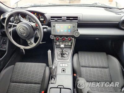 Zdjęcie 8 z 13 samochodu: 2026 TOYOTA GR86 BASE VIN:JF1ZNBB15T9076670 - miniatura
