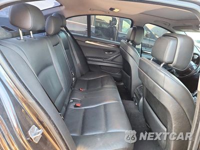 Zdjęcie 10 z 12 samochodu: 2013 BMW 528 XI VIN:WBAXH5C51DD109851 - miniatura