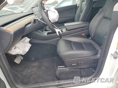 Zdjęcie 7 z 13 samochodu: 2022 TESLA MODEL Y VIN:7SAYGDEF1NF329515 - miniatura